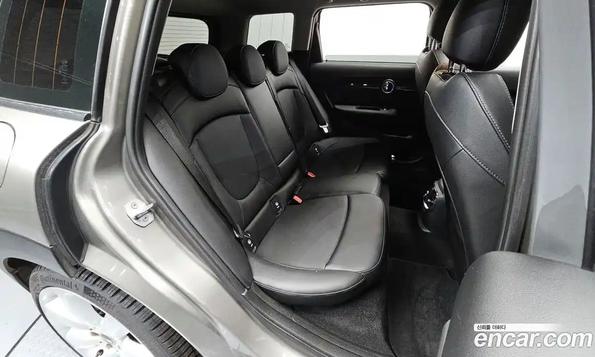 Mini Clubman 2017 2.0 Автомат в Москве № 431975, фото 12