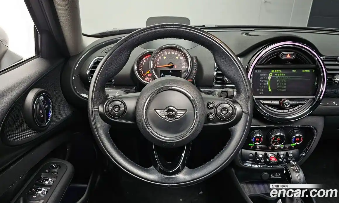 Mini Clubman 2017 2.0 Автомат в Москве № 431975, фото 13