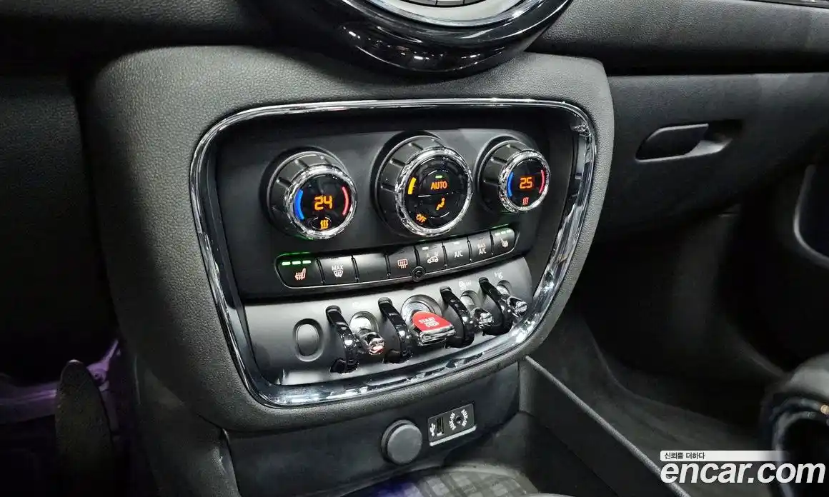 Mini Clubman 2017 2.0 Автомат в Москве № 431975, фото 15