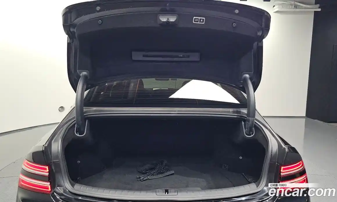 Genesis G80 2024 2.5 Автомат в Москве № 452882, фото 20