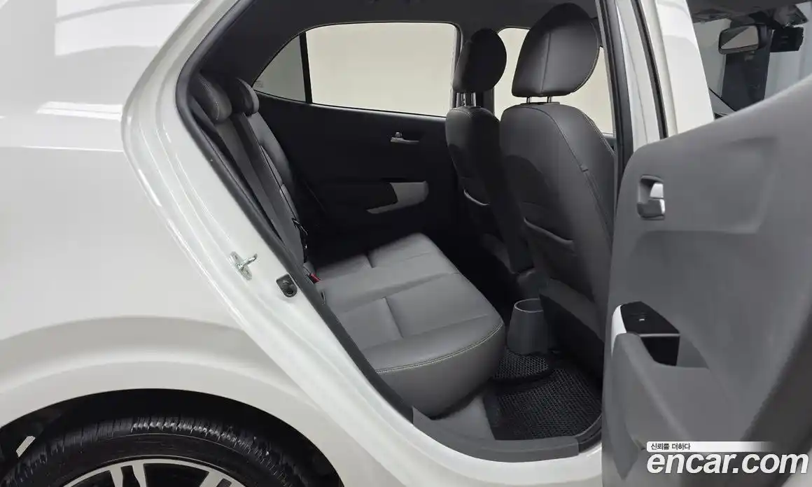 Kia Morning 2018 1.0 Автомат в Москве № 460662, фото 12