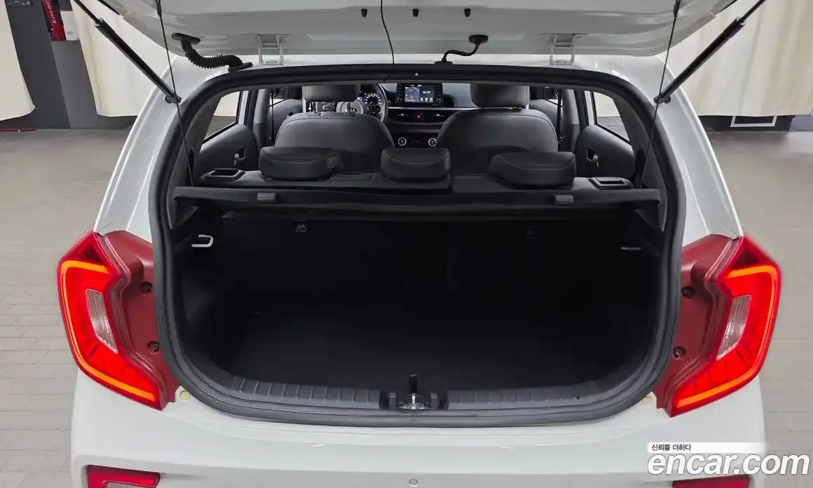 Kia Morning 2018 1.0 Автомат в Москве № 460662, фото 20