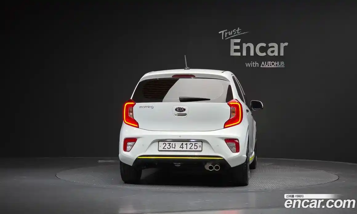 Kia Morning 2018 1.0 Автомат в Москве № 460662, фото 4