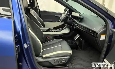 Kia EV6 2025 0.1 Автомат в Москве № 460730, миниатюра 11