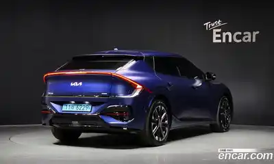 Kia EV6 2025 0.1 Автомат в Москве № 460730, миниатюра 2