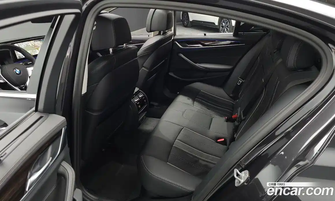 BMW 5-Series 2023 2.0 Автомат в Москве № 464232, фото 12