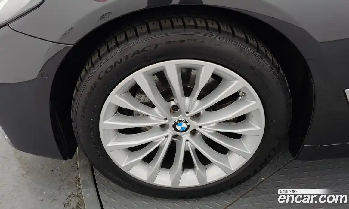 BMW 5-Series 2023 2.0 Автомат в Москве № 464232, фото 5