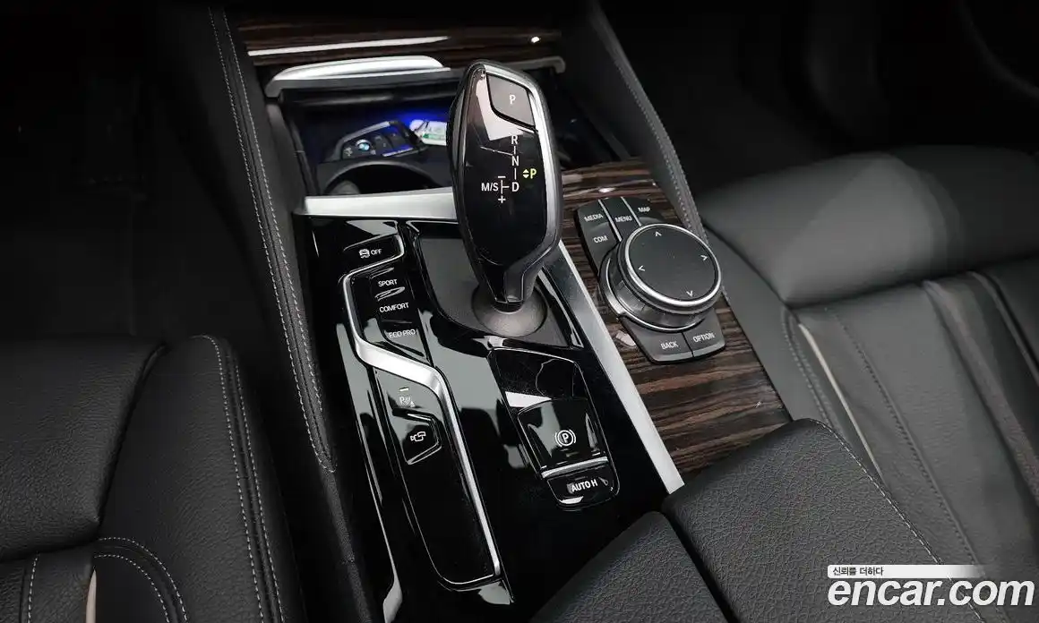 BMW 5-Series 2023 2.0 Автомат в Москве № 464232, фото 9