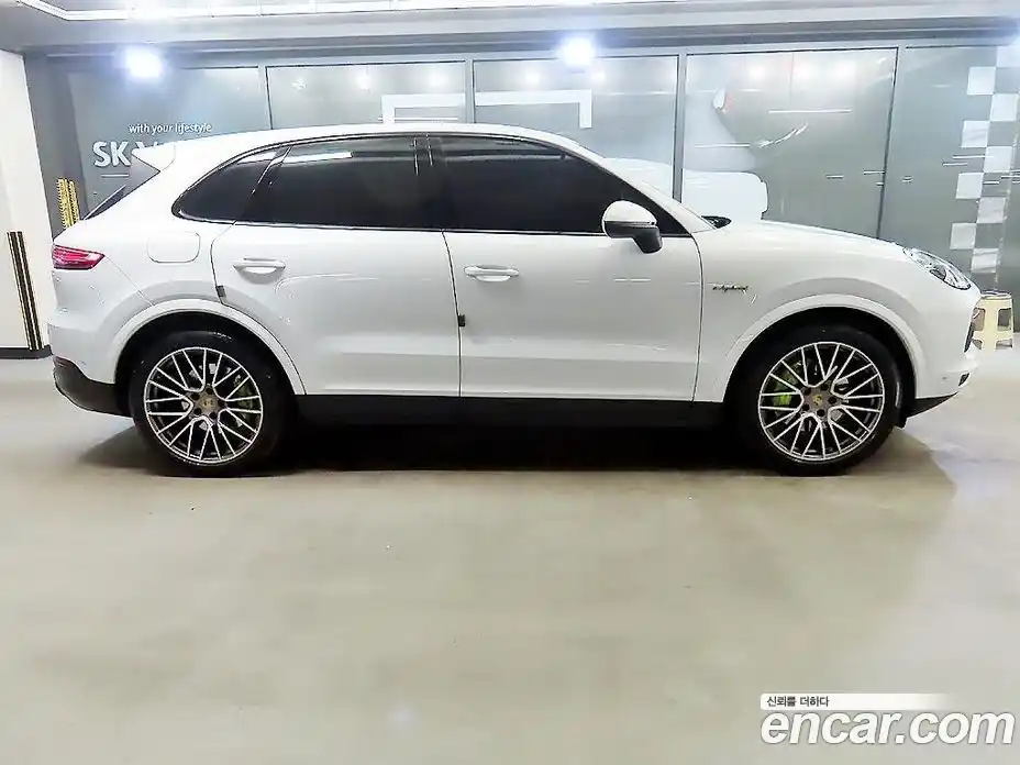 Porsche Cayenne 2022 3.0 Автомат в Москве № 470786, фото 20