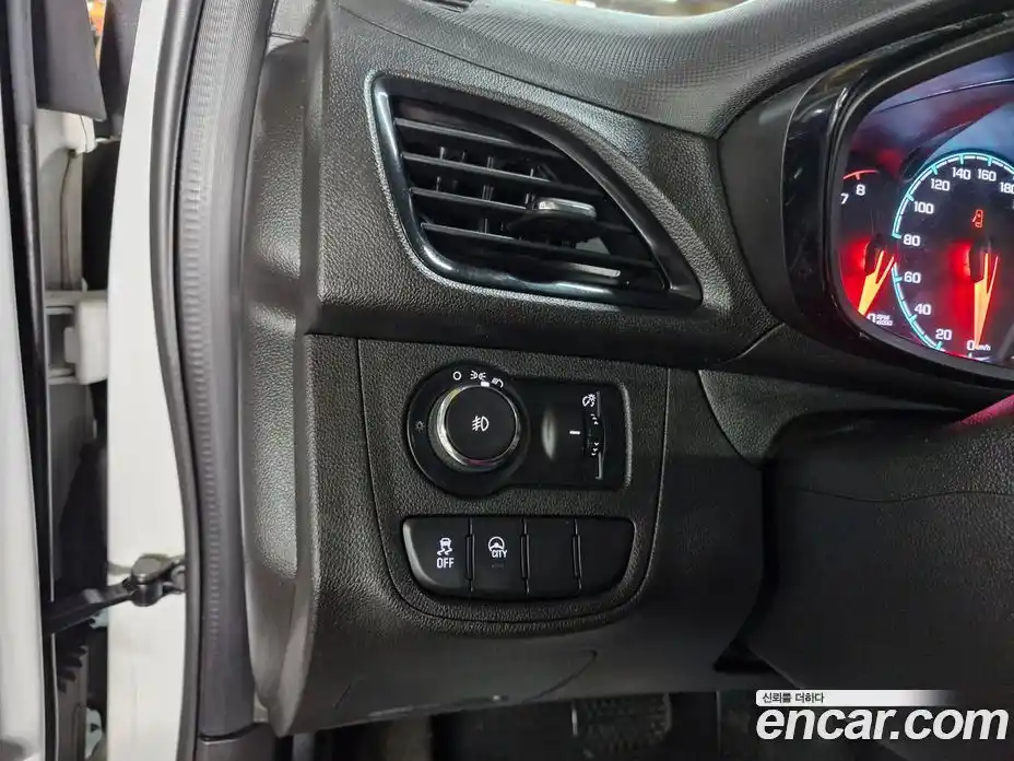 Chevrolet Spark 2018 1.0 Автомат в Москве № 76634, фото 15