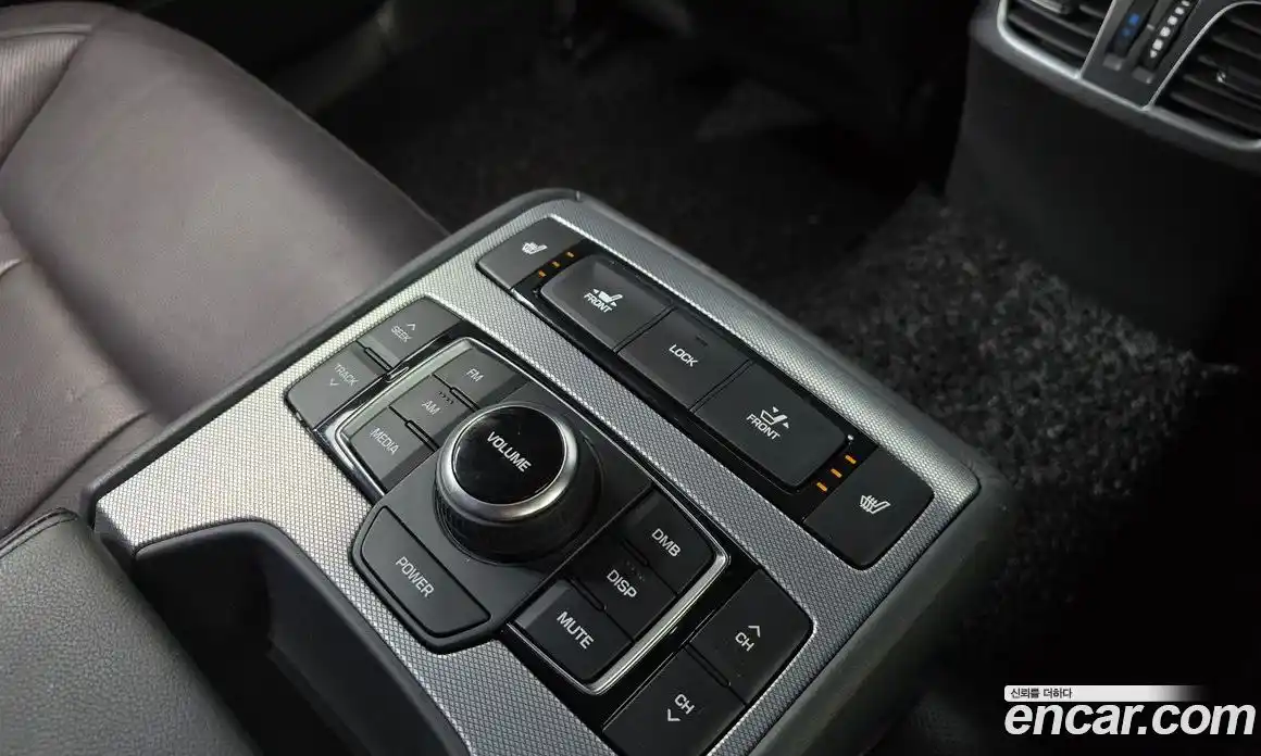 Genesis G80 2018 3.3 Автомат в Москве № 82555, фото 19