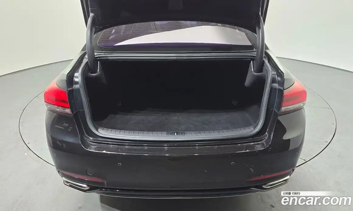 Genesis G80 2018 3.3 Автомат в Москве № 82555, фото 6