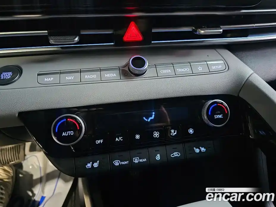 Hyundai Avante 2023 1.6 Автомат в Москве № 94410, фото 11