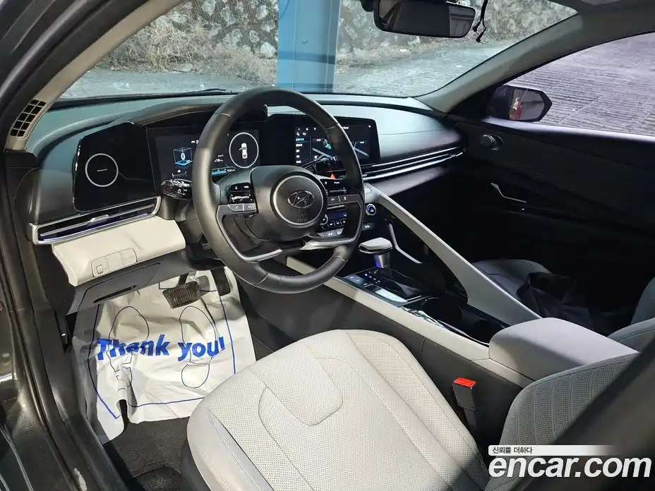 Hyundai Avante 2023 1.6 Автомат в Москве № 94410, фото 10