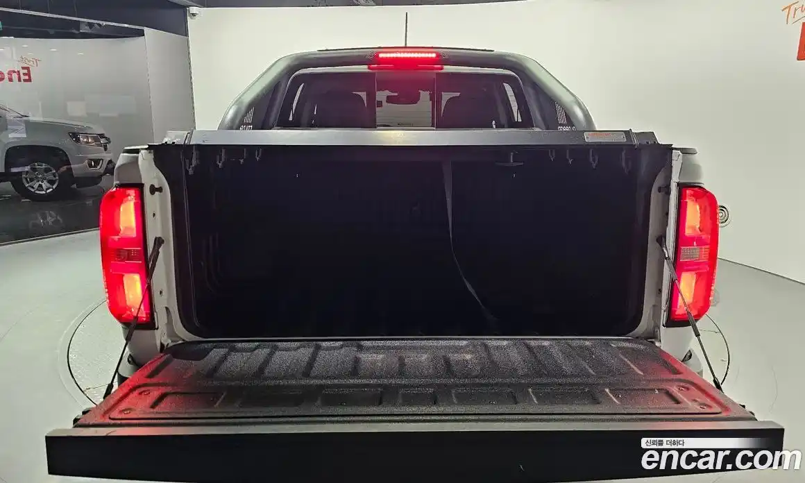 Chevrolet Colorado 2020 3.6 Автомат в Москве № 99817, фото 16