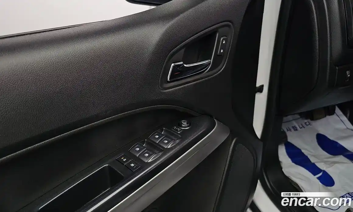 Chevrolet Colorado 2020 3.6 Автомат в Москве № 99817, фото 17