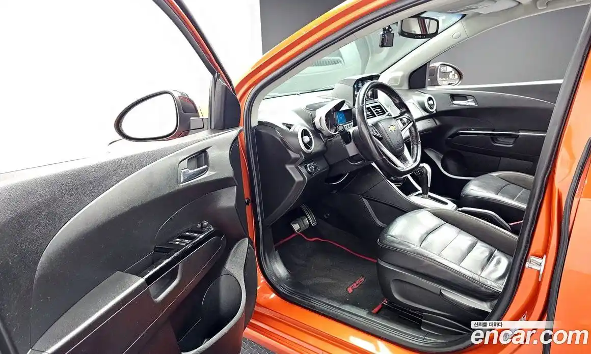 Chevrolet Aveo 2014 1.4 Автомат в Москве № 100248, фото 17