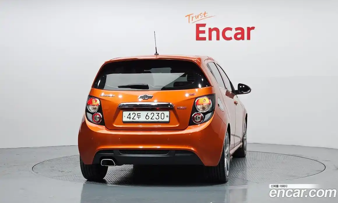 Chevrolet Aveo 2014 1.4 Автомат в Москве № 100248, фото 9