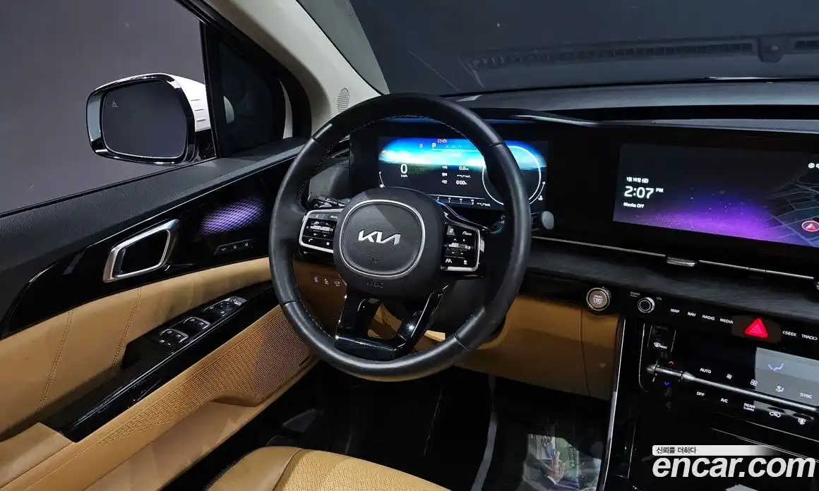 Kia Canival 2023 2.2 Автомат в Москве № 102115, фото 18