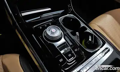 Kia Canival 2023 2.2 Автомат в Москве № 102115, миниатюра 10