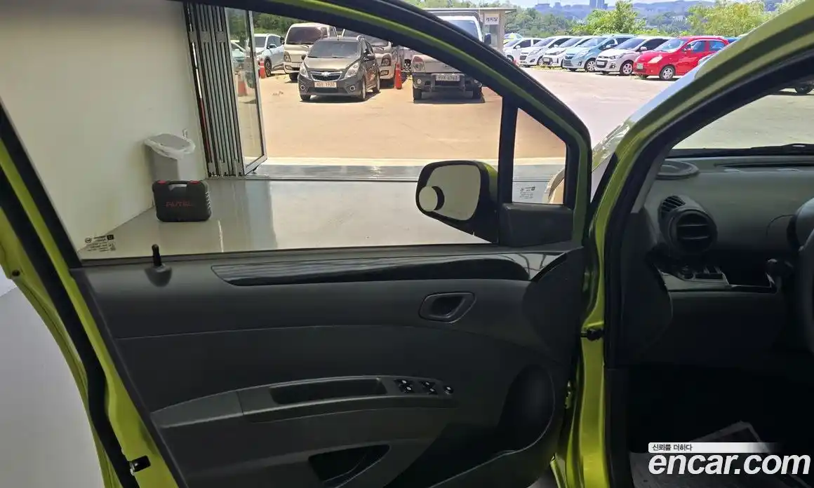 Chevrolet Spark 2012 1.0 Автомат в Москве № 105269, фото 14