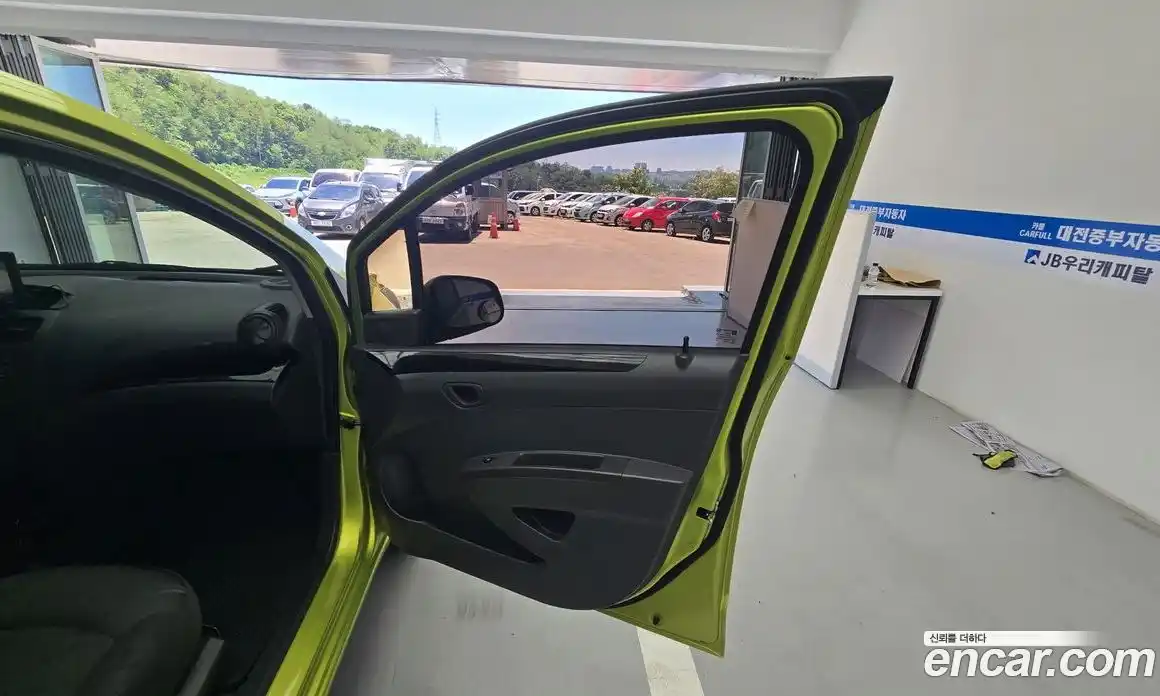 Chevrolet Spark 2012 1.0 Автомат в Москве № 105269, фото 17