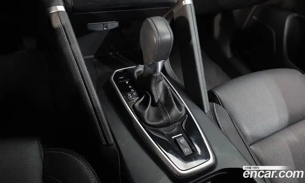 Renault QM6 2024 2.0 Автомат в Москве № 106071, фото 17