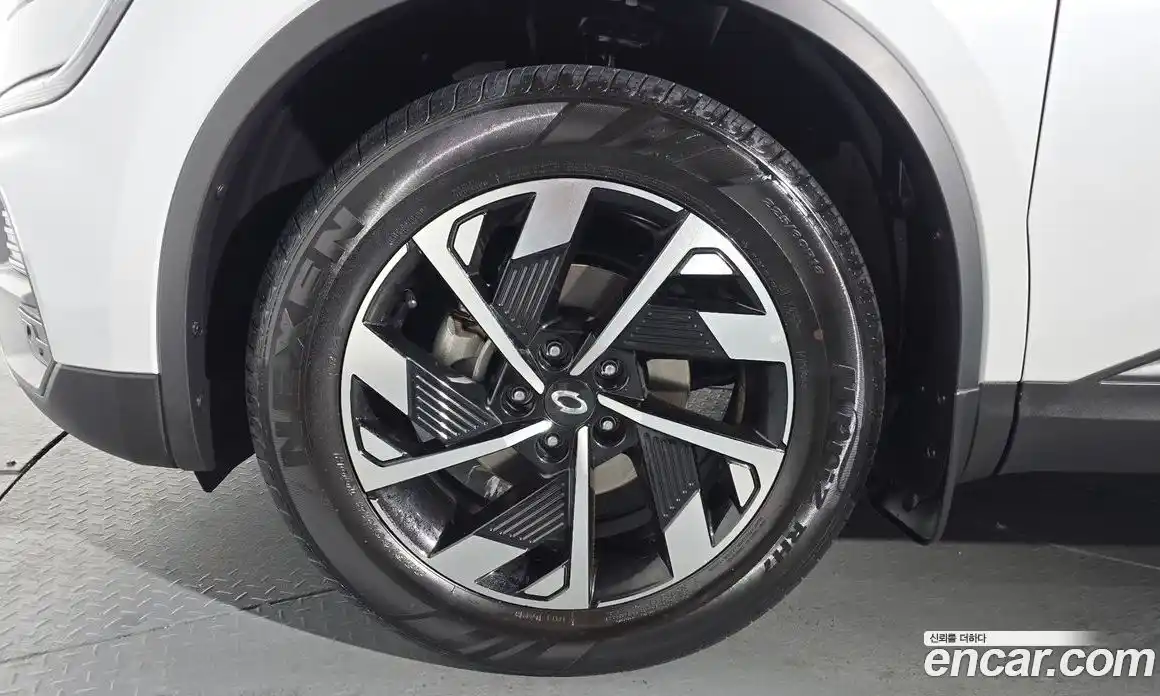 Renault QM6 2024 2.0 Автомат в Москве № 106071, фото 5