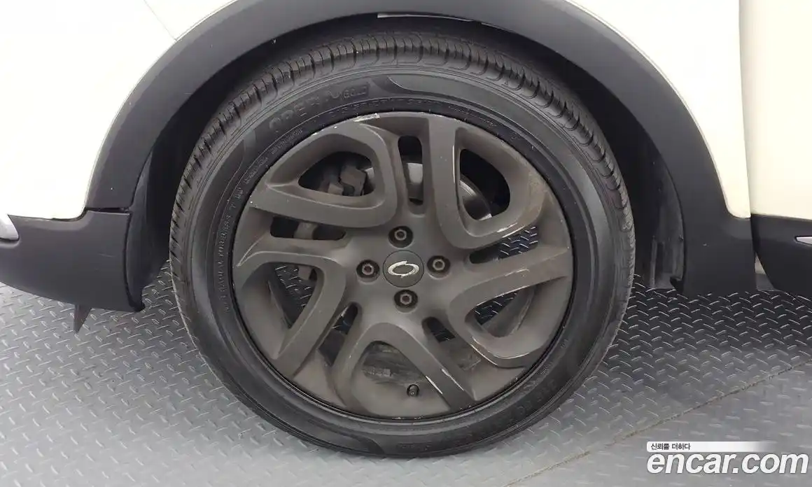 Renault QM3 2015 1.5 Автомат в Москве № 106507, фото 1