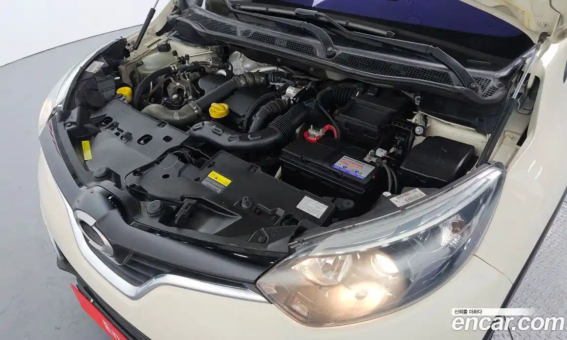 Renault QM3 2015 1.5 Автомат в Москве № 106507, фото 9