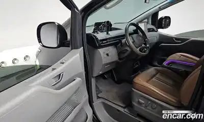 Hyundai Staria, 2022