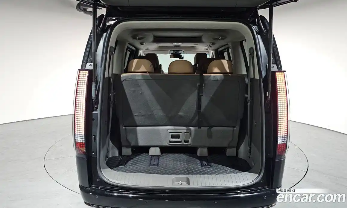 Hyundai Staria 2022 2.2 Автомат в Москве № 110633, фото 17