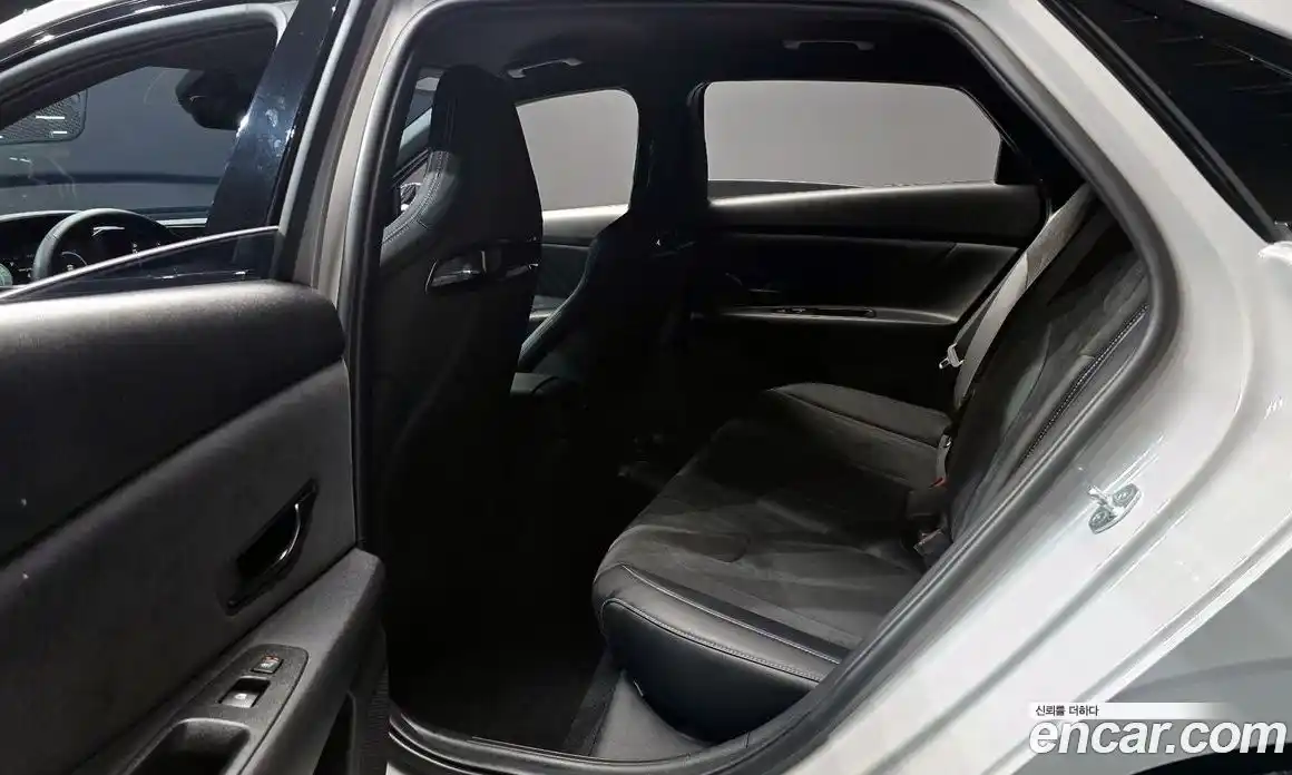 Hyundai Avante 2022 2.0 Автомат в Москве № 112019, фото 10