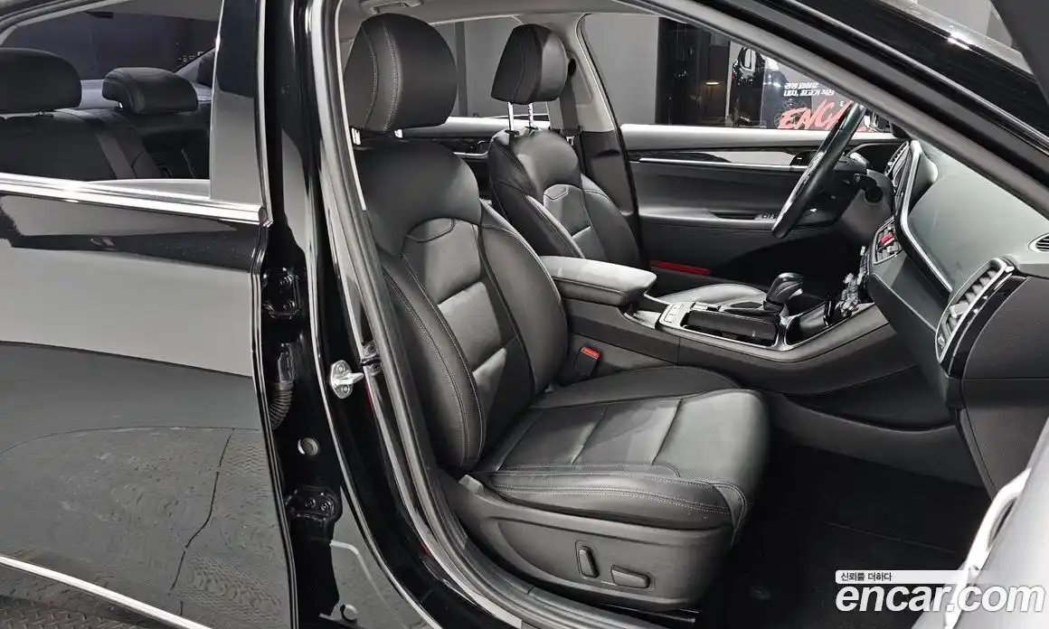 Hyundai Grandeur 2018 2.4 Автомат в Москве № 112076, фото 16