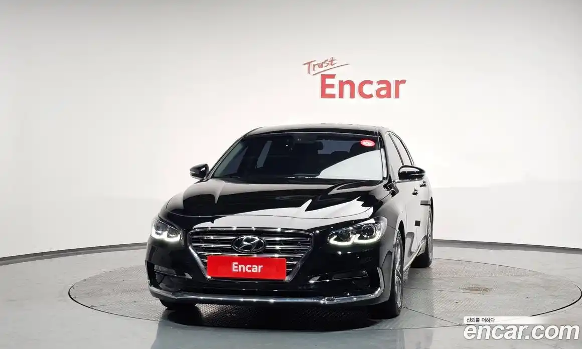 Hyundai Grandeur 2018 2.4 Автомат в Москве № 112076, фото 4