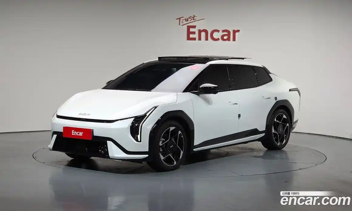 Kia EV4 2026 0.2 Автомат в Москве № 113971, фото 11