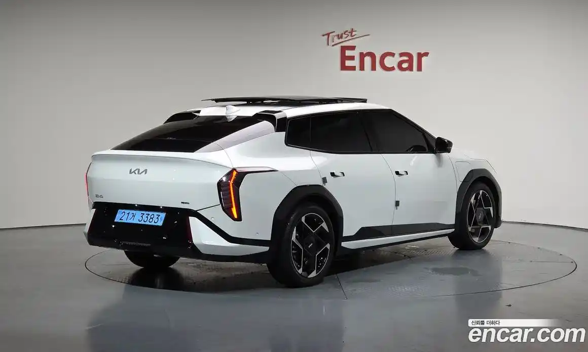 Kia EV4 2026 0.2 Автомат в Москве № 113971, фото 4