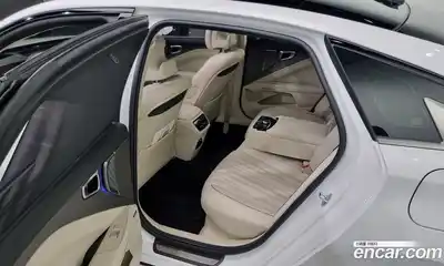 Kia K8 2025 1.6 Автомат в Москве № 114085, миниатюра 6