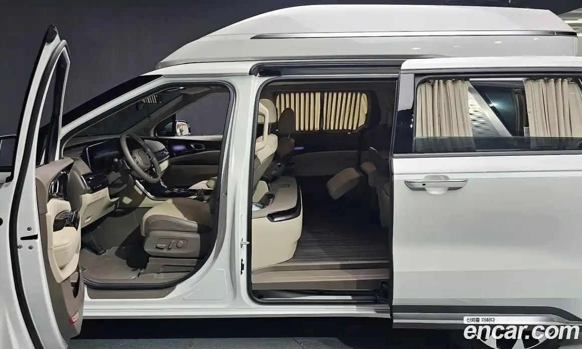 Kia Canival 2023 3.5 Автомат в Москве № 11511, фото 12