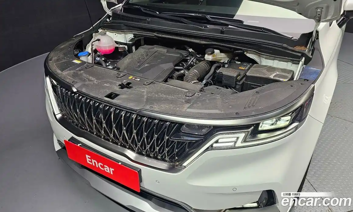 Kia Canival 2023 3.5 Автомат в Москве № 11511, фото 16