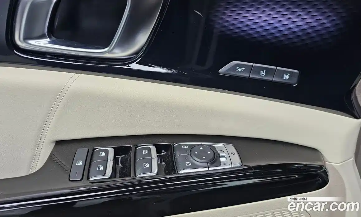 Kia Canival 2023 3.5 Автомат в Москве № 11511, фото 19