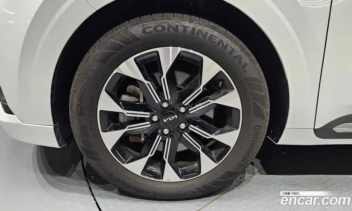 Kia Canival 2023 3.5 Автомат в Москве № 11511, фото 9