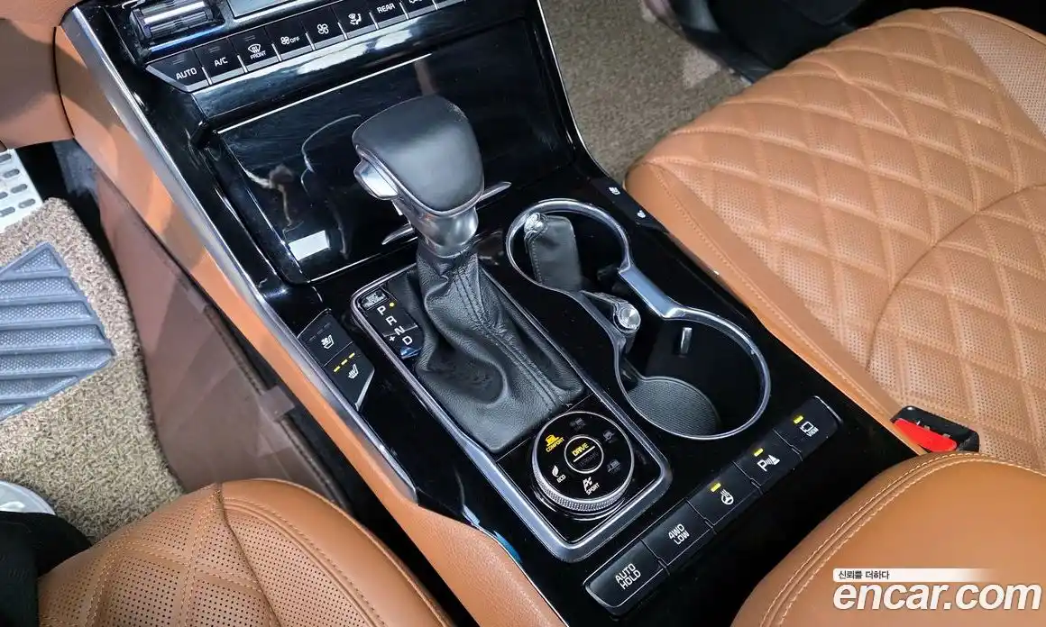 Kia Mohave 2022 3.0 Автомат в Москве № 120756, фото 10