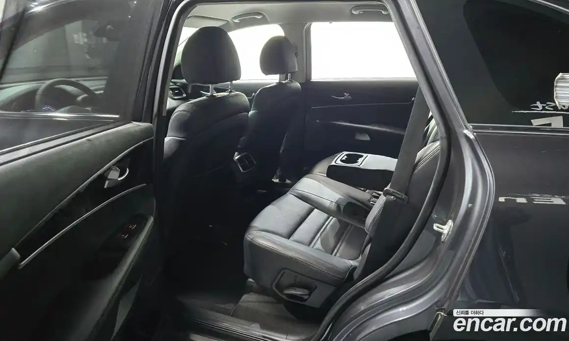 Kia Sorento 2019 2.2 Автомат в Москве № 122894, фото 15