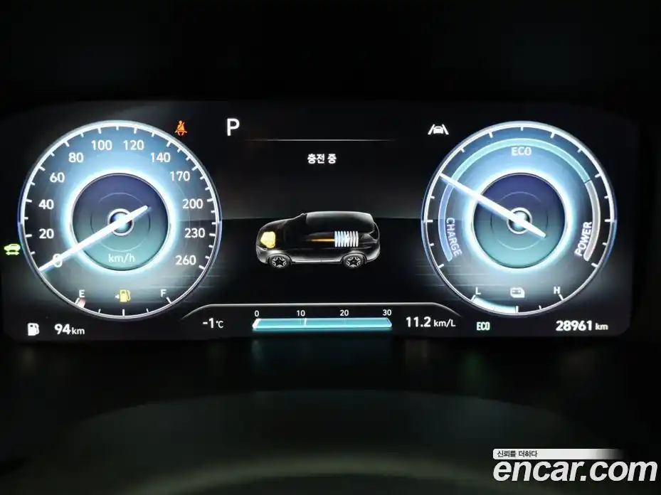 Hyundai Santa Fe 2023 1.6 Автомат в Москве № 123035, фото 11