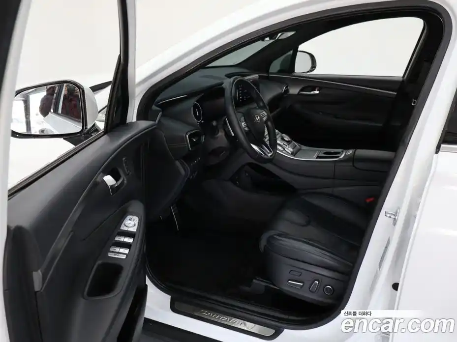 Hyundai Santa Fe 2023 1.6 Автомат в Москве № 123035, фото 9