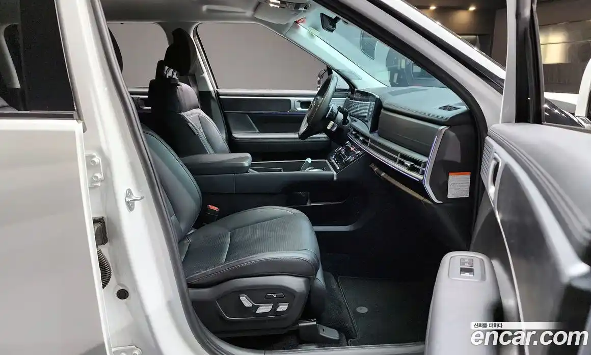 Hyundai Santa Fe 2024 1.6 Автомат в Москве № 123037, фото 14