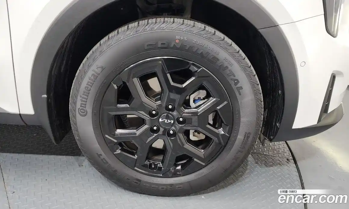 Kia Sorento 2024 1.6 Автомат в Москве № 124009, фото 5