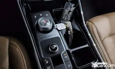 Kia Sorento 2024 1.6 Автомат в Москве № 124009, миниатюра 9