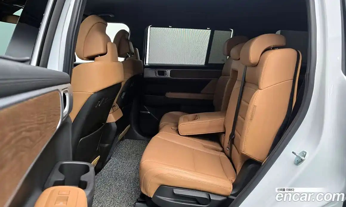 Hyundai Santa Fe 2024 1.6 Автомат в Москве № 126665, фото 12